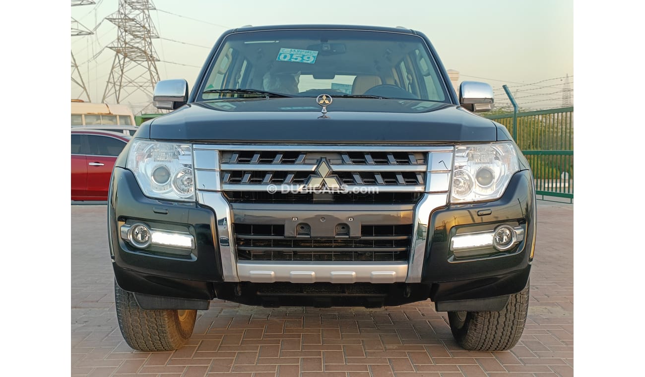 Mitsubishi Pajero 3.8L Petrol, Driver Power Seat & Leather Seats, DVD+ Camera With Chrome Mirror (CODE # 8986)