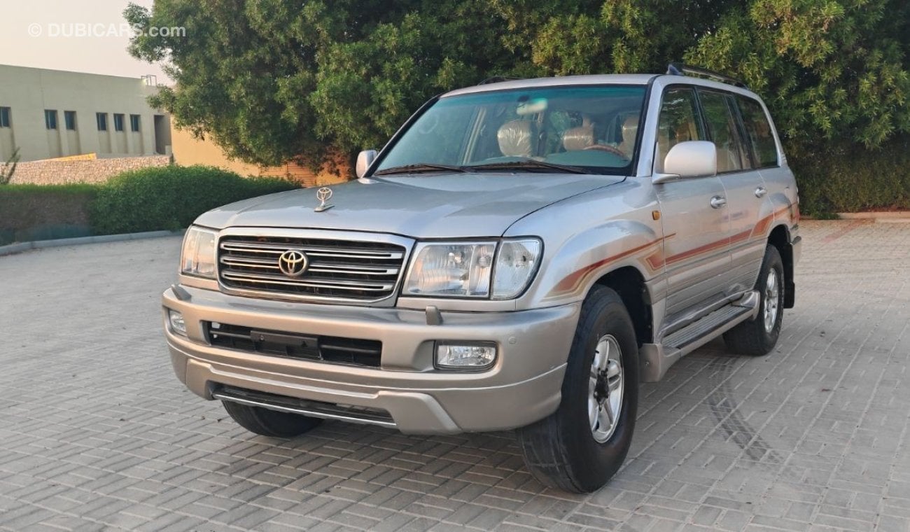 تويوتا لاند كروزر Toyota Land cruiser Model 2004