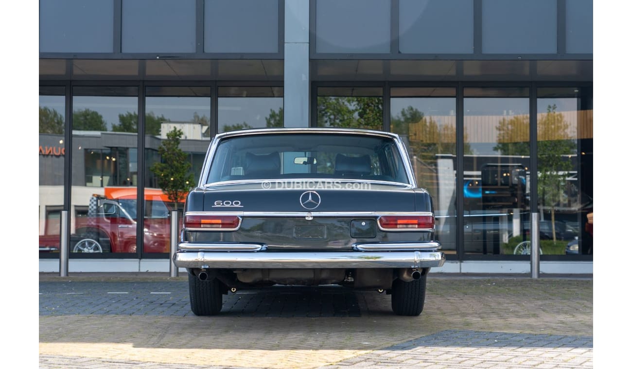 Mercedes-Benz 600 W100 SWB