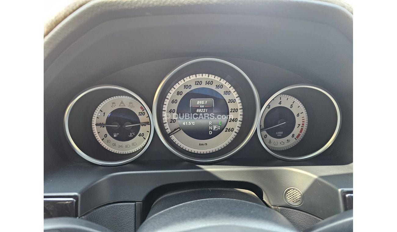 مرسيدس بنز E200 Mercedes E200