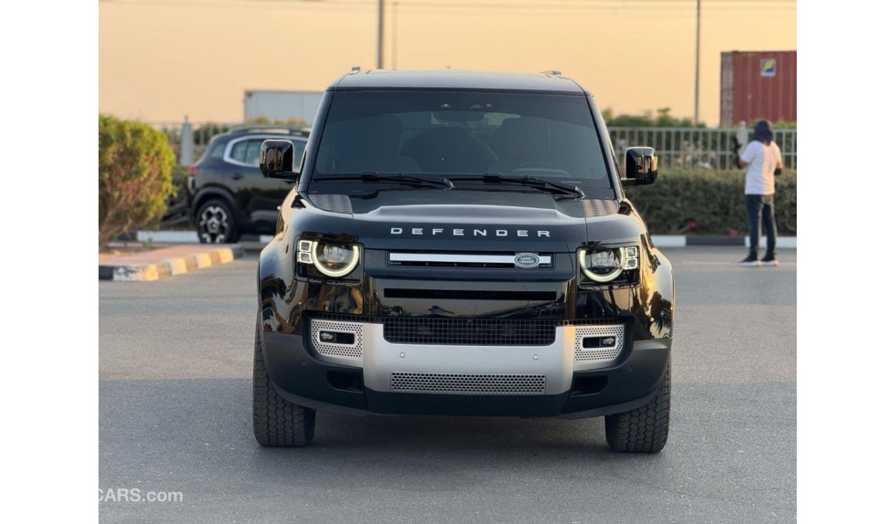 لاند روفر ديفندر GCC SPEC UNDER WARRANTY AND SERVICE