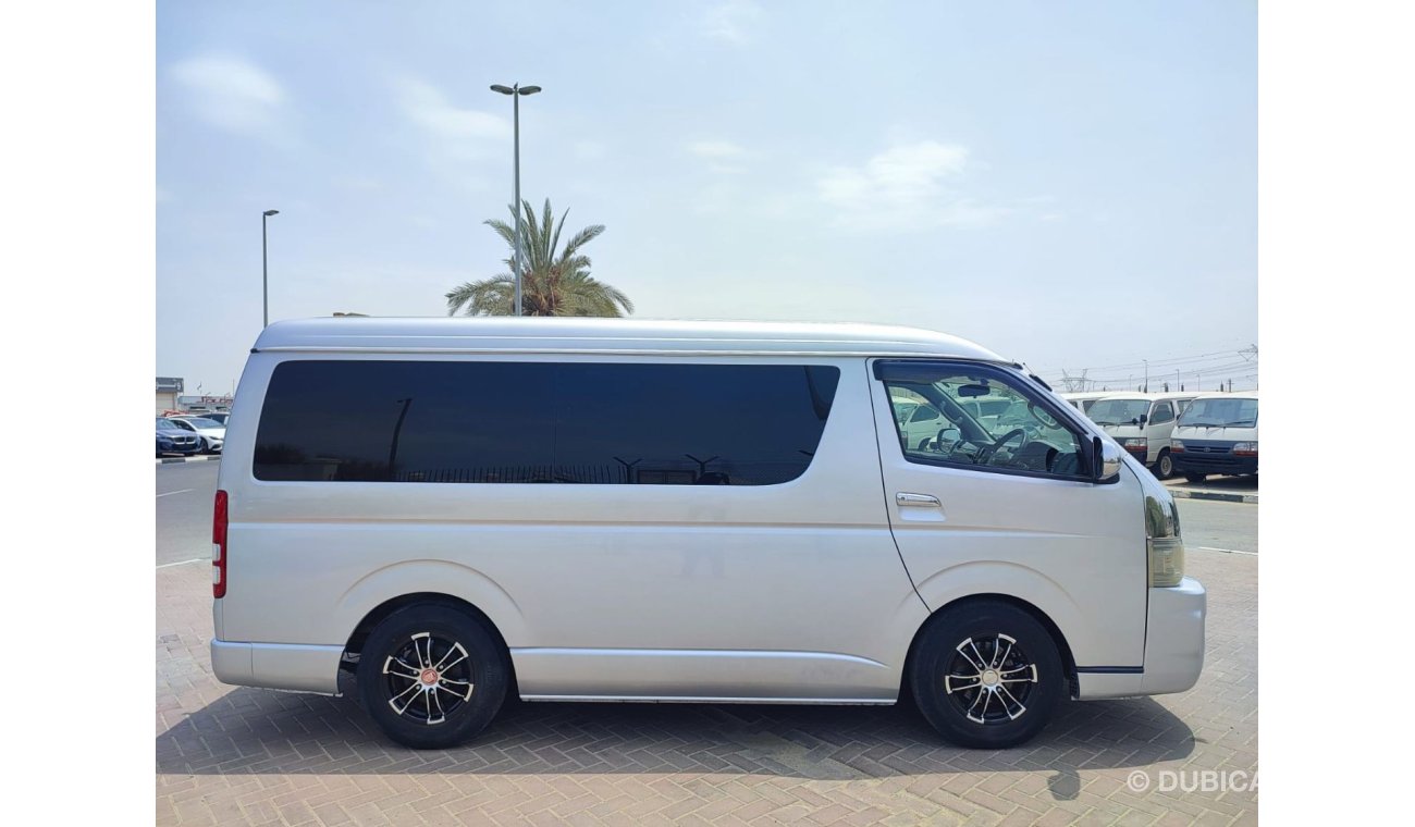 تويوتا هاياس TRH214-0007372 || TOYOTA	HIACE (VAN)	2006	SILVER	cc 2700	PETROL	254305	RHD