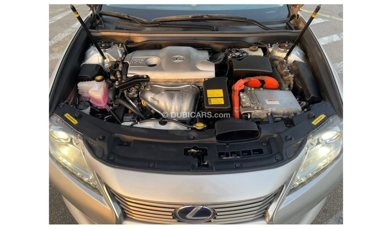 لكزس ES 300 2013 Lexus ES300H Hybrid 2.5L V4 - Japanese Specs Full Option - Without Accident