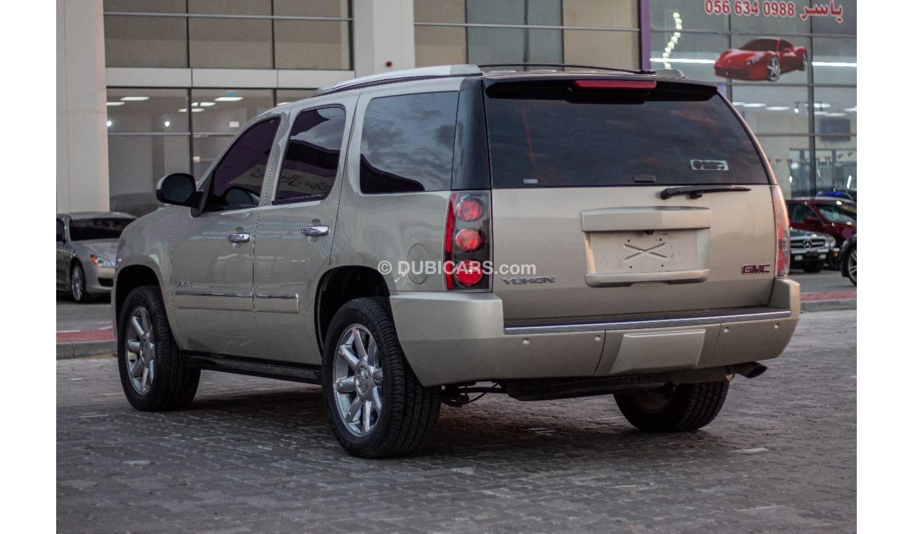 GMC Yukon Denali