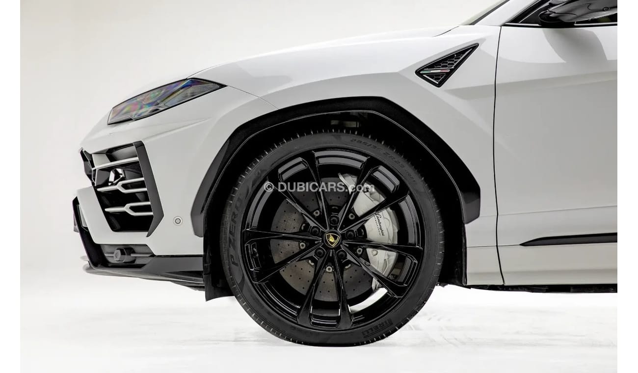 Lamborghini Urus Std GCC Spec