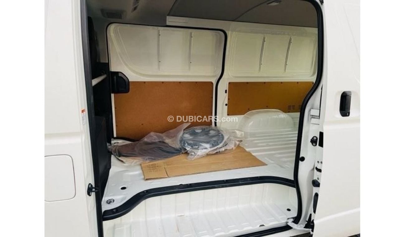 تويوتا هاياس Toyota Hiace Delivery VAN 2.5L Diesel M/T