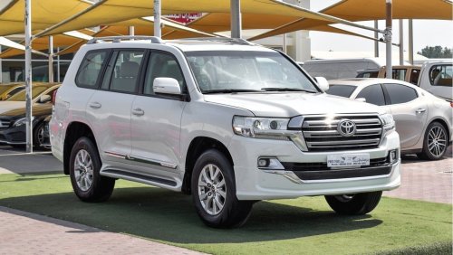 Toyota Land Cruiser GXR V8 with 2020 Body Kit