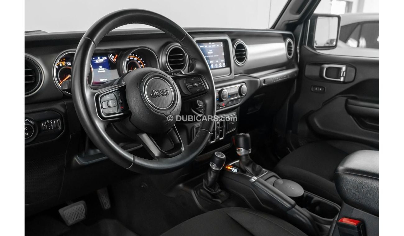 Jeep Wrangler Unlimited Sport 3.6L A/T