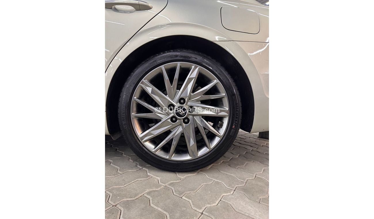 هيونداي جراندور HYUNDAI GRANDEUR /2.5L/CALLIGRAPHY/FULL OPTION /CLEAN TITLE /ACCIDENT FREE/PAINT FREE/4CYLD