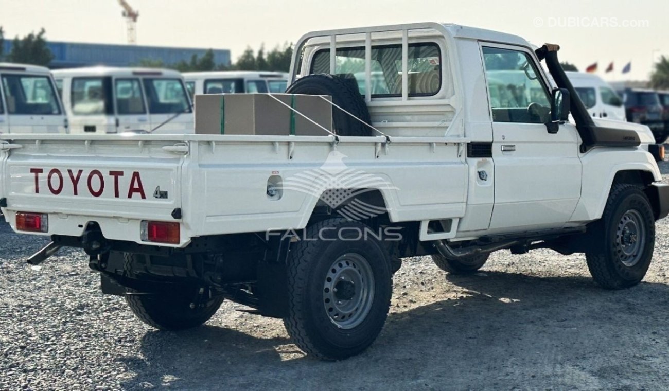 تويوتا لاند كروزر بيك آب 79 SINGLE CABIN PICKUP 4.2L V6 DIESEL MT