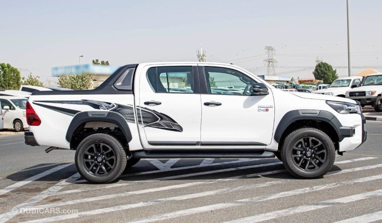 تويوتا هيلوكس TOYOTA HILUX ADVANTUER 2.8L DIESEL FULL OPTION 2023