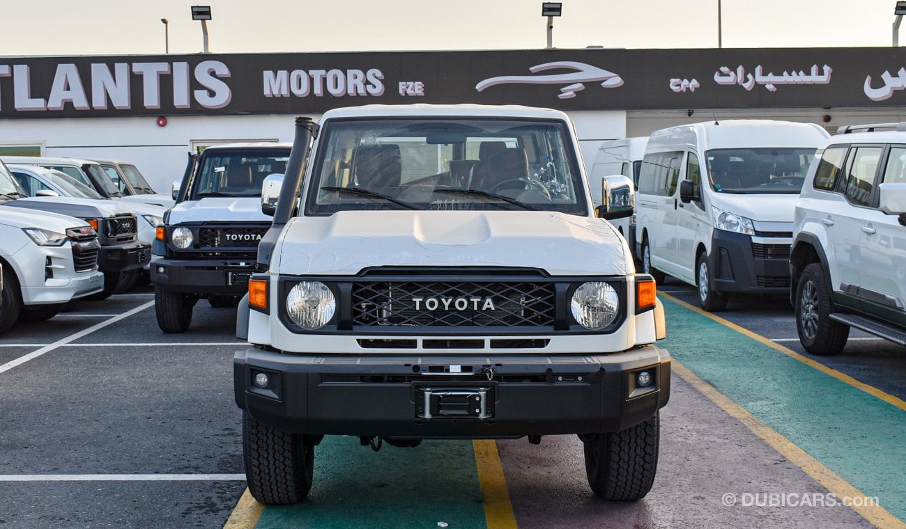 Toyota Land Cruiser Hard Top 2.8L Diesel A/T