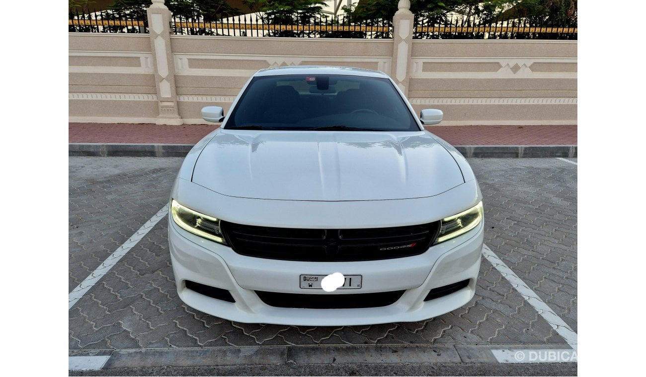 Dodge Charger SXT