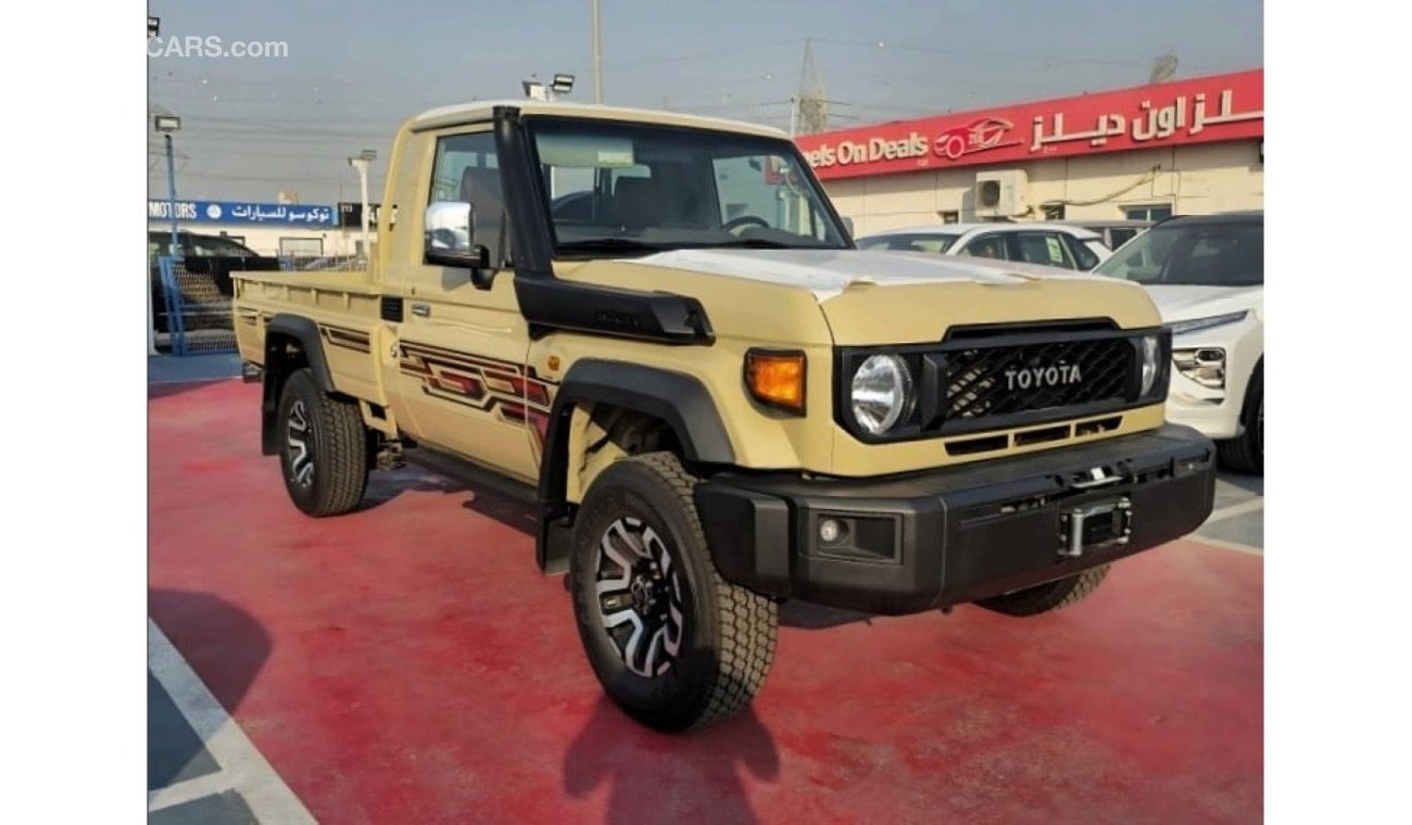 تويوتا لاند كروزر بيك آب TOYOTA LANDCRUISER PICKUP SINGLE CAB,(GRJ79,2.8L,DIFF LOCK,DVD+CAMERA,ALLOY WHEELS,A/T,2024MY