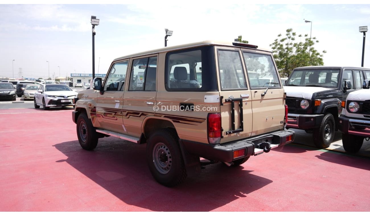 Toyota Land Cruiser Hard Top TOYOTA LC75 5DOORS 4.0L PETROL 2024 MODEL MANAUL TRANSMISSION BASIC OPTION