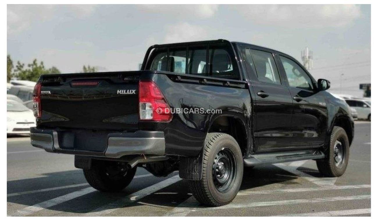 تويوتا هيلوكس HILUX 2.4L MED OPTION DIESEL