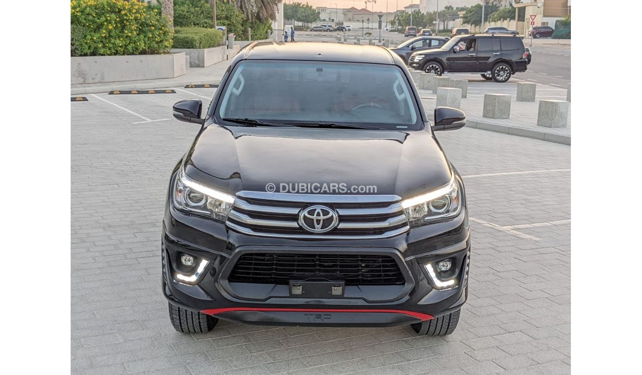 تويوتا هيلوكس DC TRD 4.0L 4WD