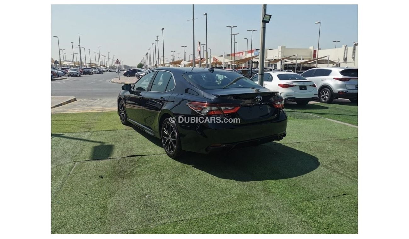 تويوتا كامري 2021 Toyota Camry SE (XV70), 4dr sedan, 2.5L 4cyl Petrol, Automatic, Front Wheel Drive