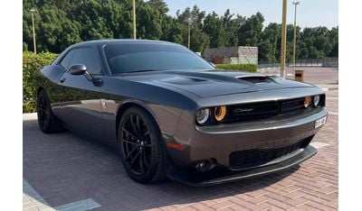 Dodge Challenger R/T Scat Pack 6.4L