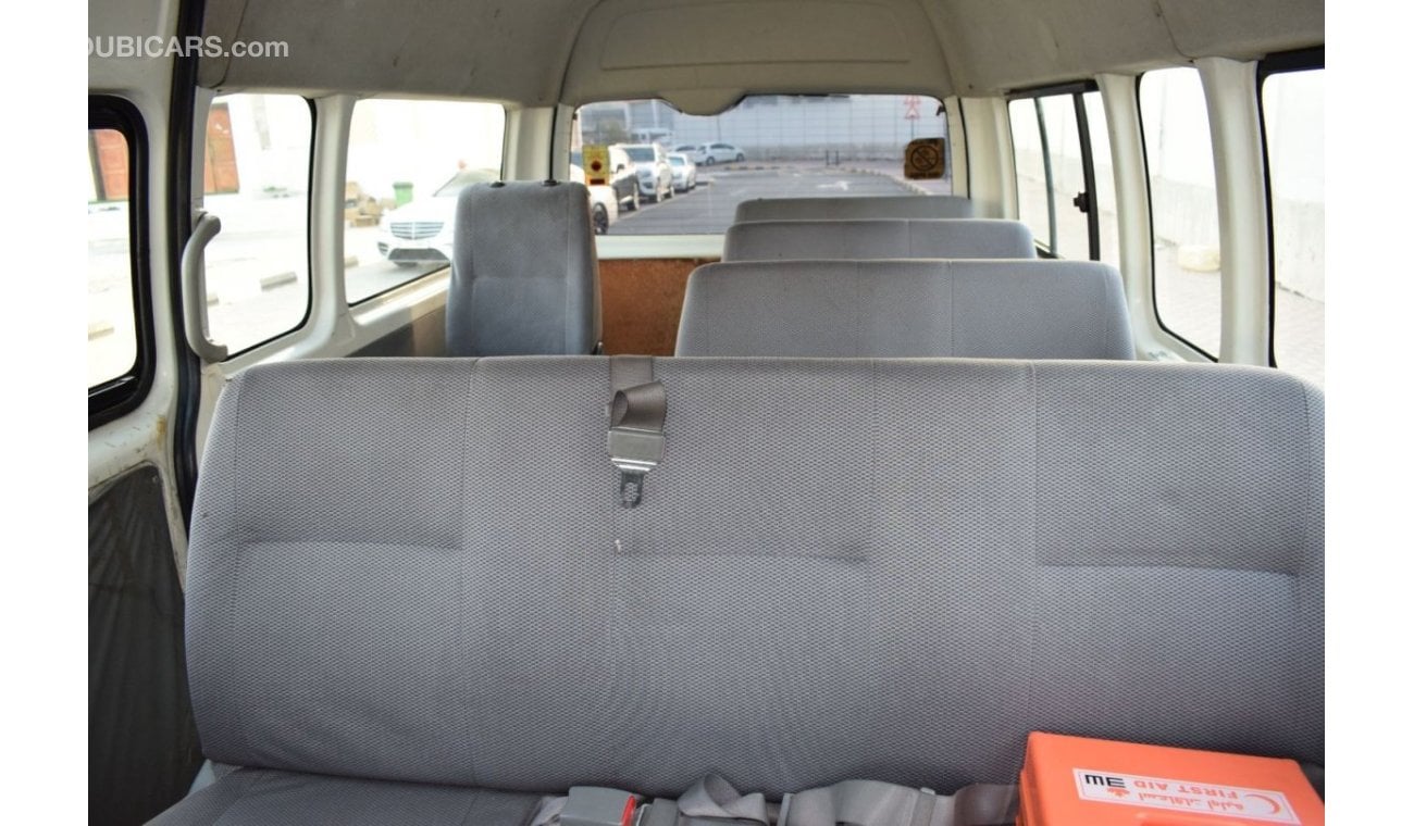 تويوتا هاياس Toyota Hiace Highroof GL 15 seater, Model:2009. Excellent condition