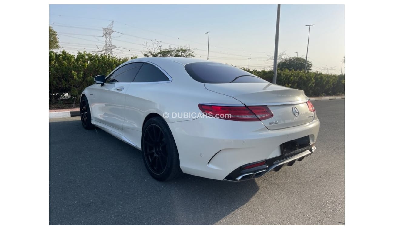 Mercedes-Benz S 63 AMG Coupe GCC