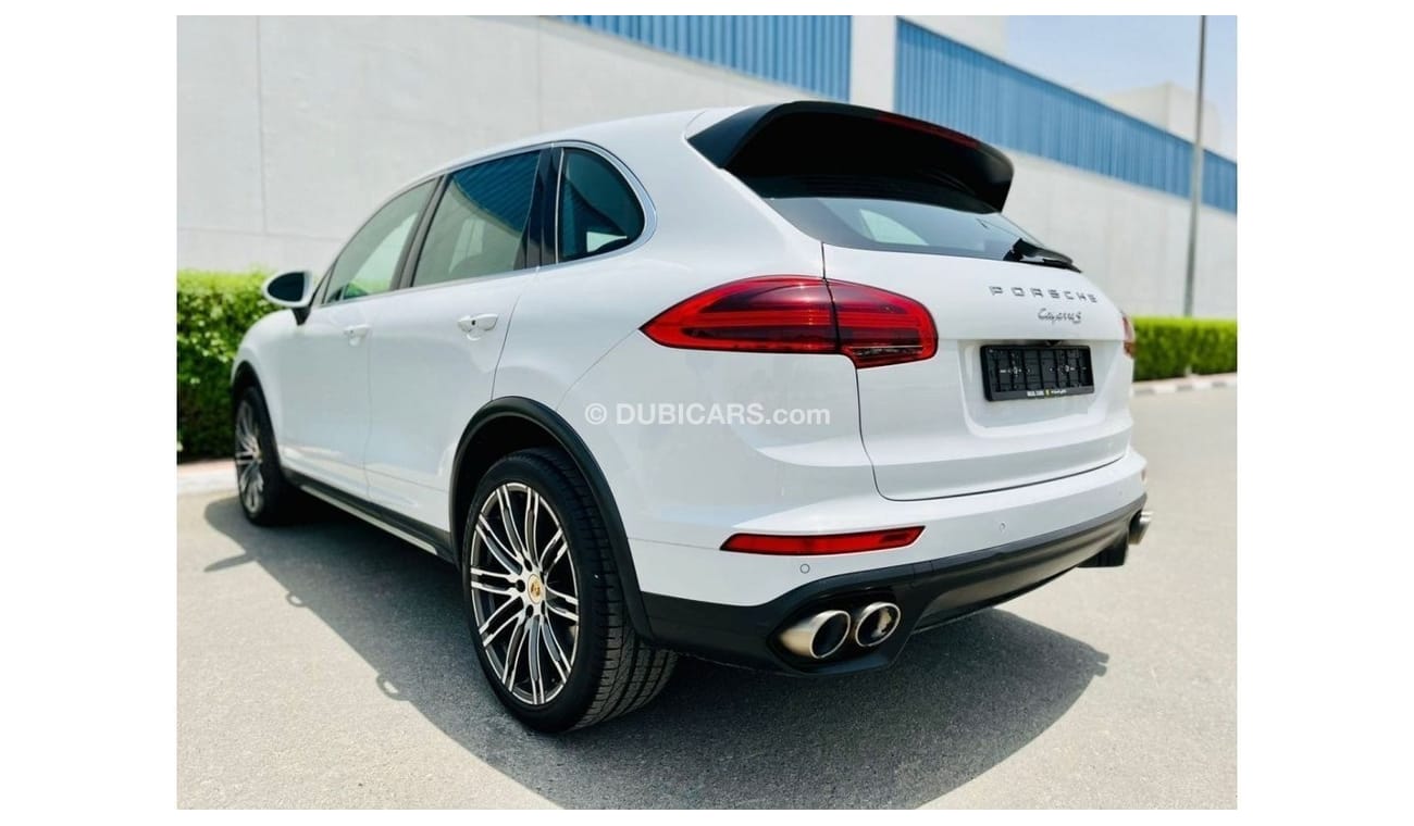 Porsche Cayenne FLEXIBLE DOWN PAYMENT EMI AED 1633