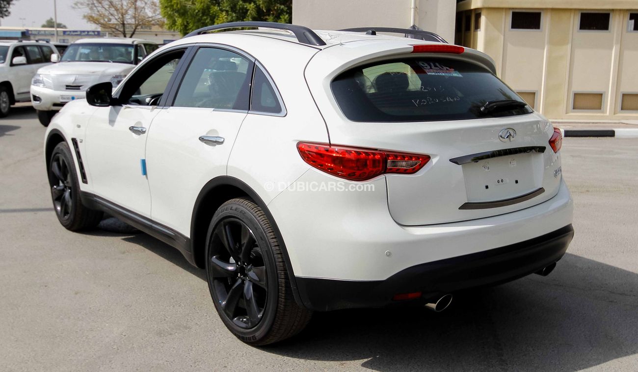 Infiniti QX70 S