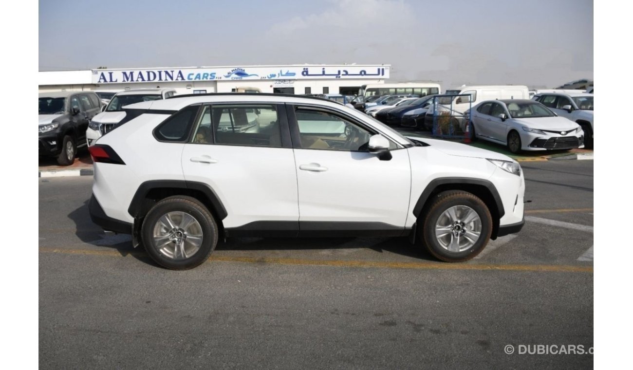 تويوتا راف ٤ 2023 Rav4 2.5L XLE  AWD Mid Option