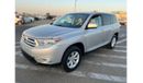 Toyota Highlander 2012 TOYOTA HIGHLANDER 4 CYLINDER - 2.7L I-4 DOHC, VVT, 187HP  7 SEATER LEATHER SEATS