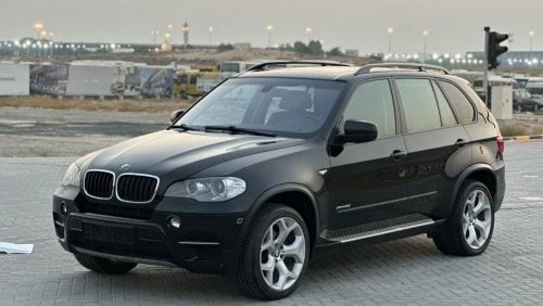 بي أم دبليو X5 xDrive 35i موديل 2012 خليجي فل مواصفات كراسي جلد وبانوراما ومثبت سرعه وتحكم كهربي كامل ونظام صوت ممت