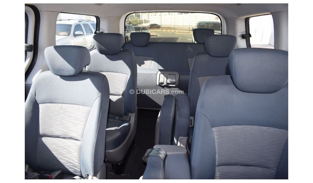 Hyundai H-1 Std HYUNDAI H1 12 SEATER PASSENGER VAN, MODEL:2016. FREE OF ACCIDENT