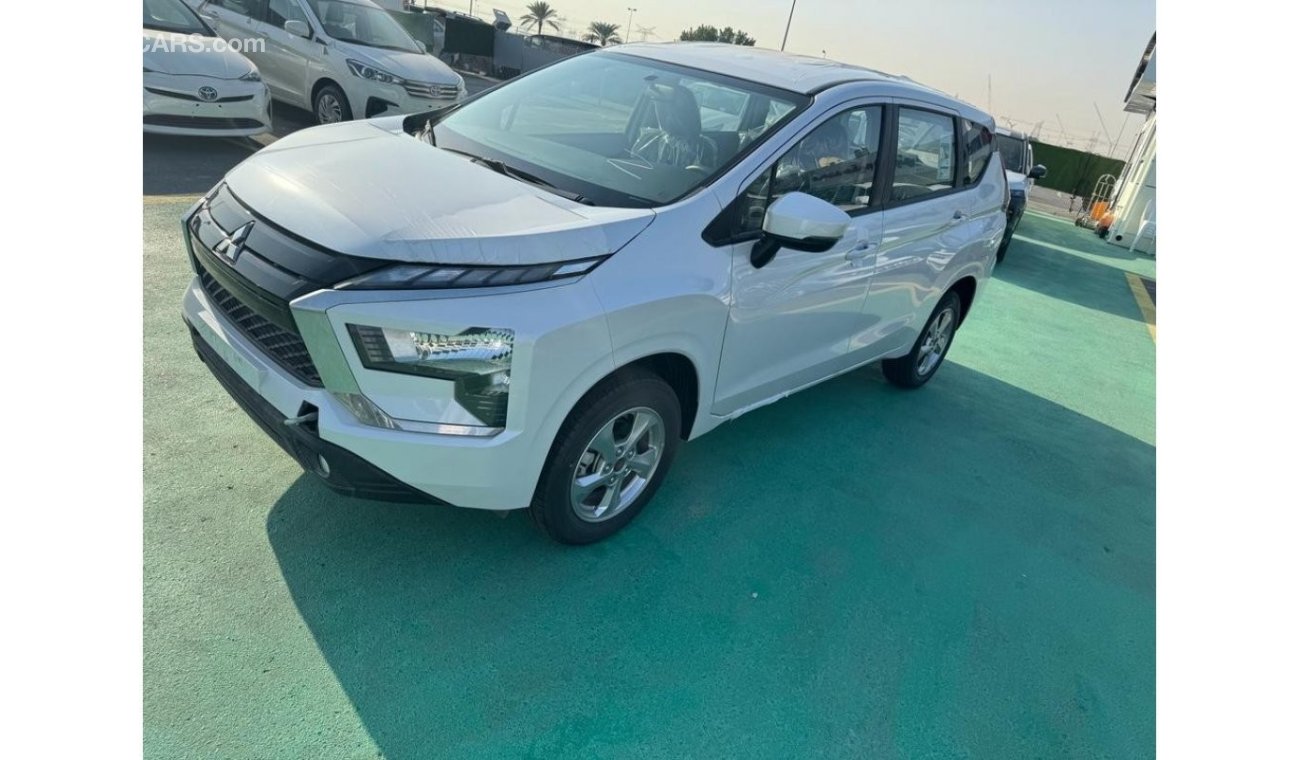 ميتسوبيشي إكسباندر 1.5L 4cyl petrol Full Option Zero KM