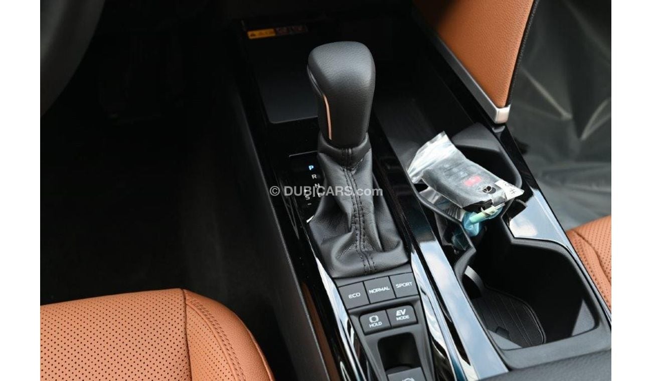 تويوتا كامري 2025 MODEL TOYOTA CAMRY HYBRID LUMIERE 2.5L PETROL 5-SEATER AUTOMATIC