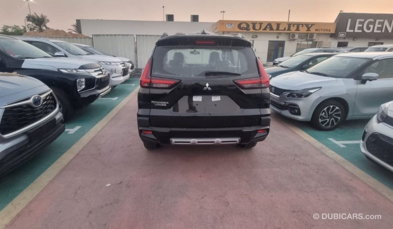 Mitsubishi Xpander 1.5   cross full option