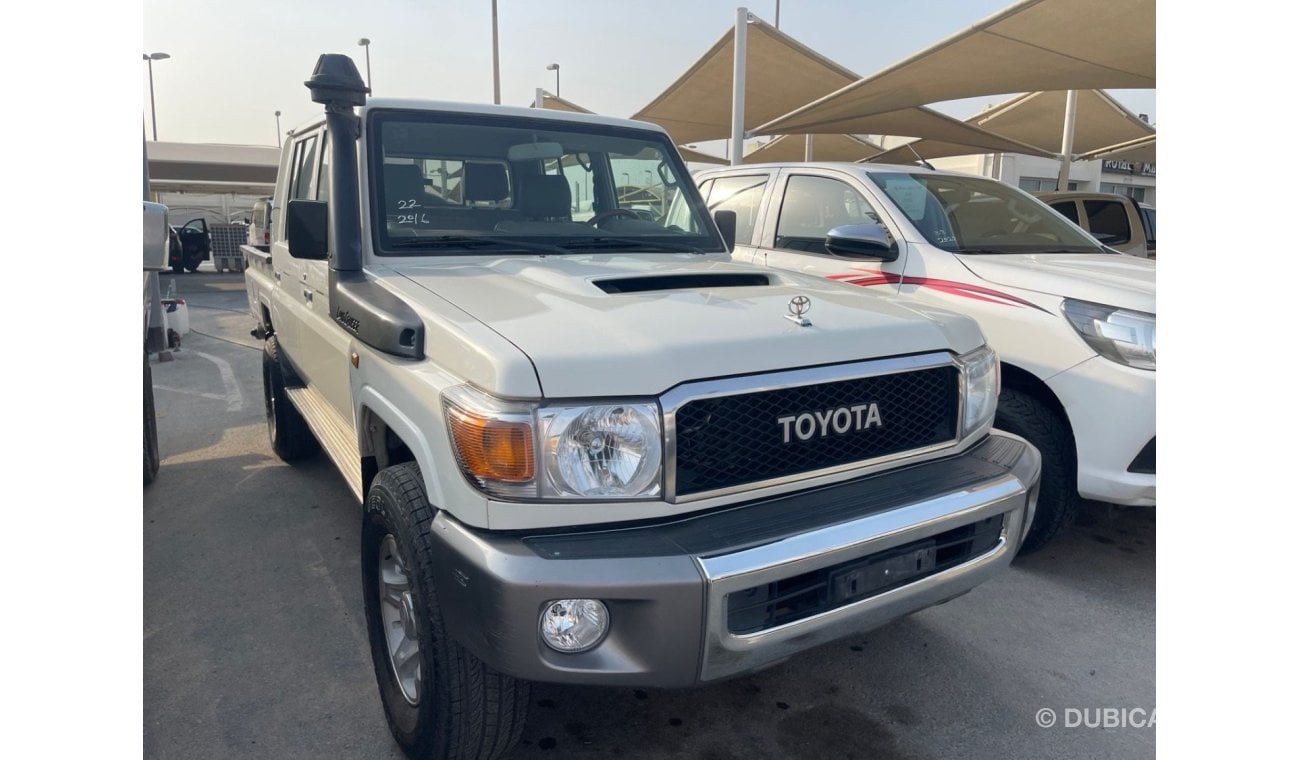 Toyota Land Cruiser Pick Up