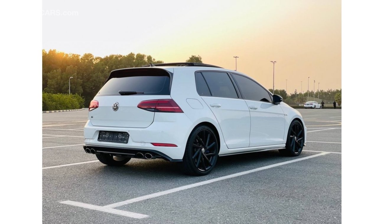 Volkswagen Golf VOLKSWAGEN GOLF R MODEL 2018 GCC SPACE FREE PAINT FREE ACCEDENT