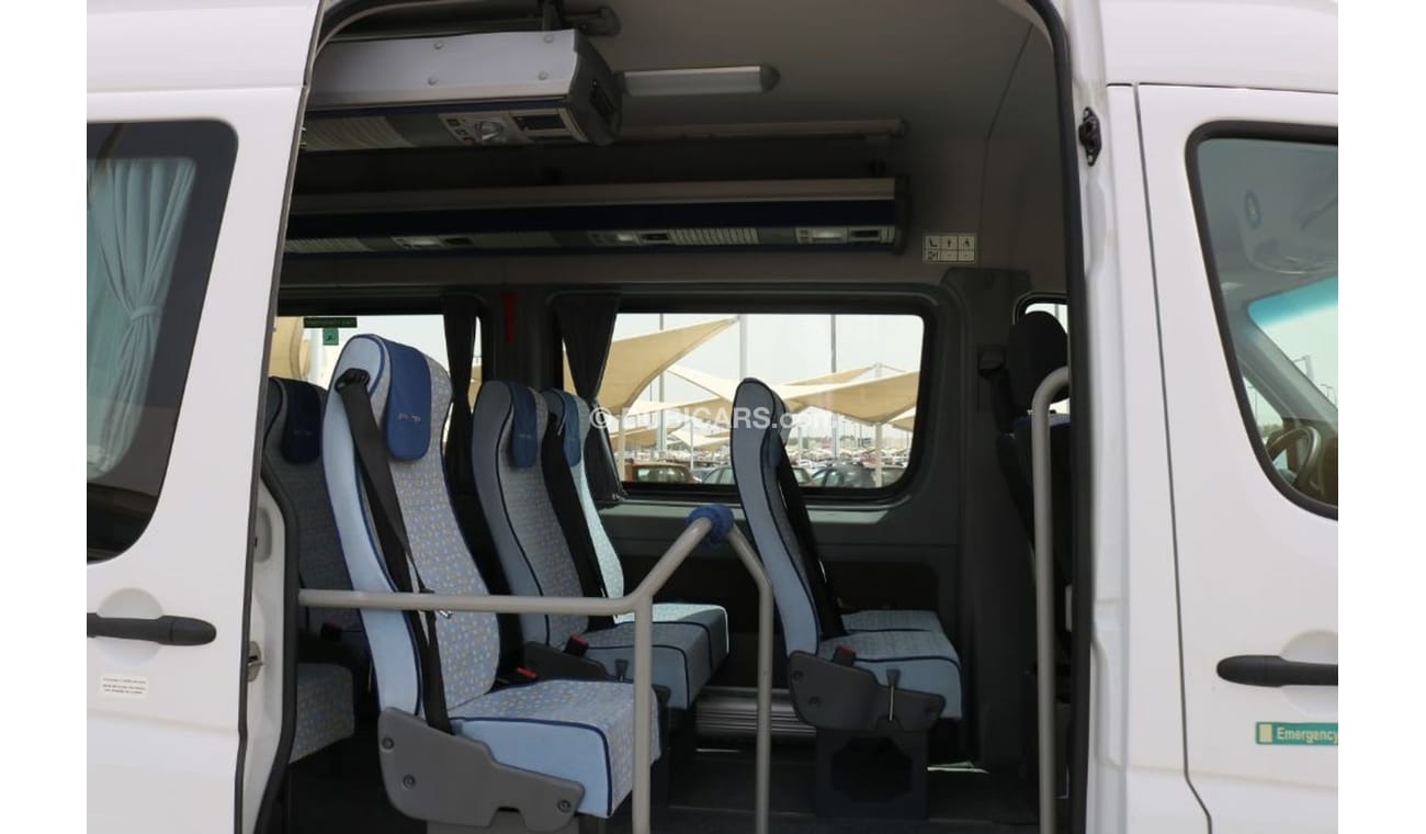 Mercedes-Benz Sprinter 18 SEATER TOURIST VAN WITH GCC SPECS