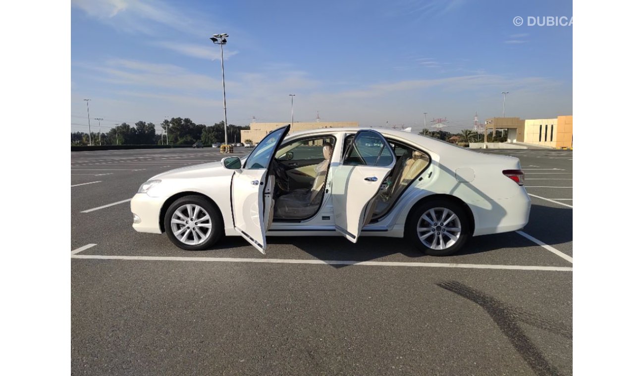 Lexus ES350 2011