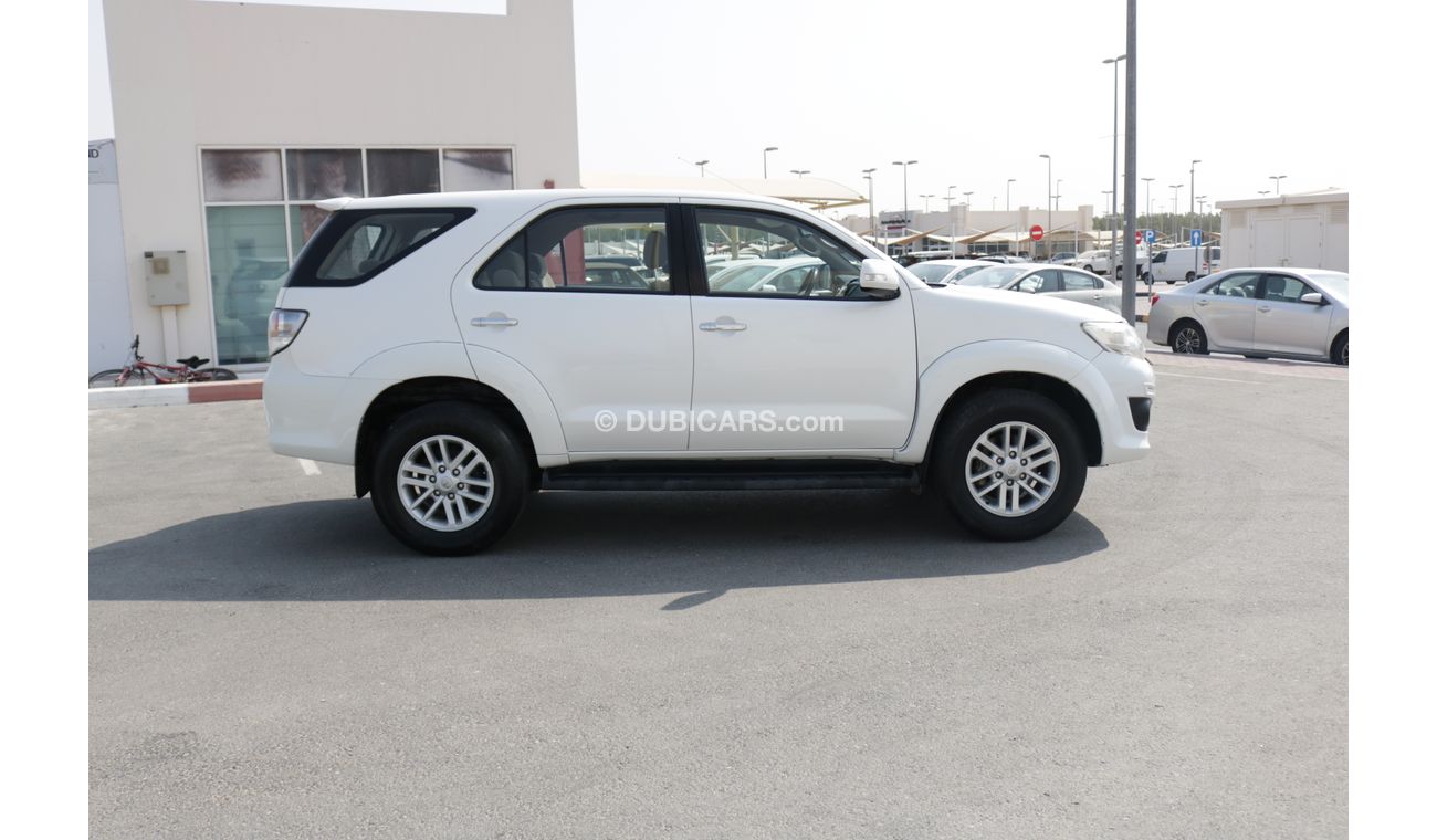 Toyota Fortuner 7 SEATER SUV WITH GCC SPEC