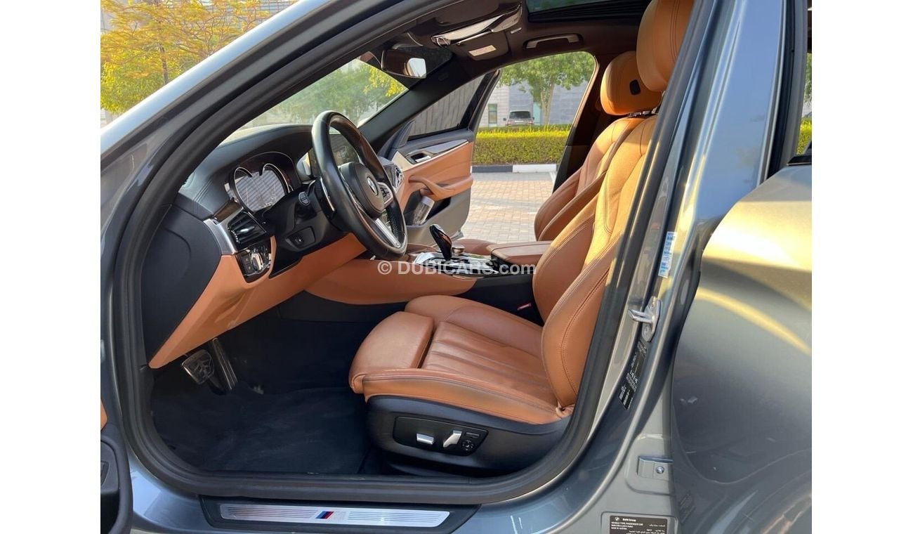 بي أم دبليو 530i Luxury M Sport Package 2.0L