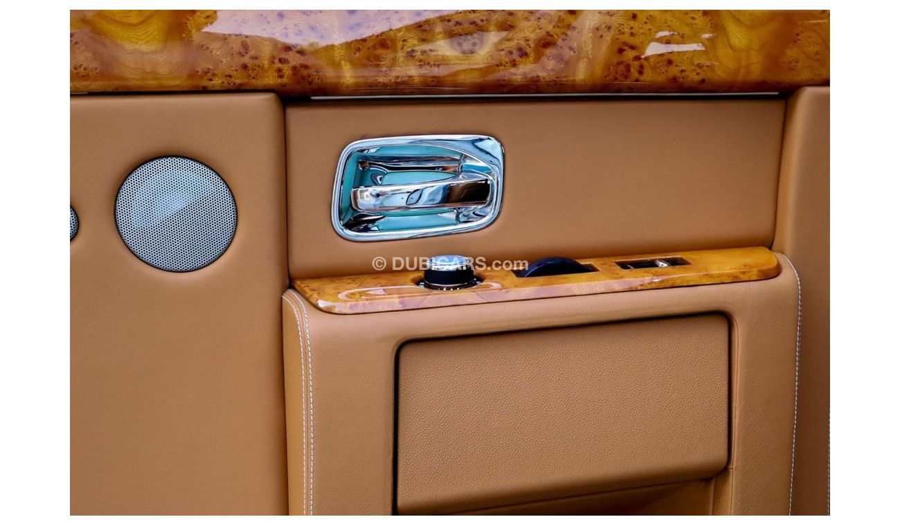 رولز رويس فانتوم Rolls-Royce Phantom 2010 GCC Flood Free.