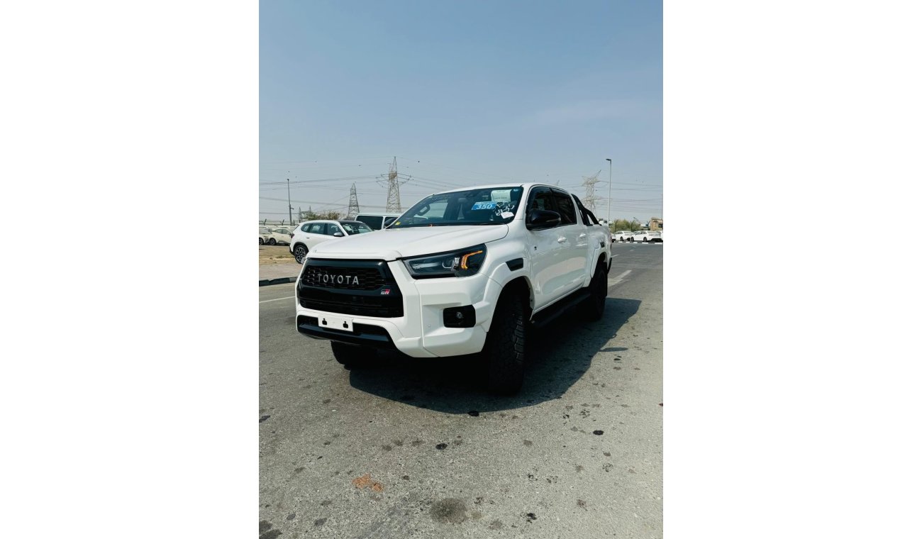 تويوتا هيلوكس TOYOTA HILUX GR SPORTS 2.4CC ديزل (اليد اليمنى) اليابان