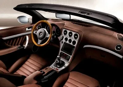 ألفا روميو بريرا interior - Cockpit