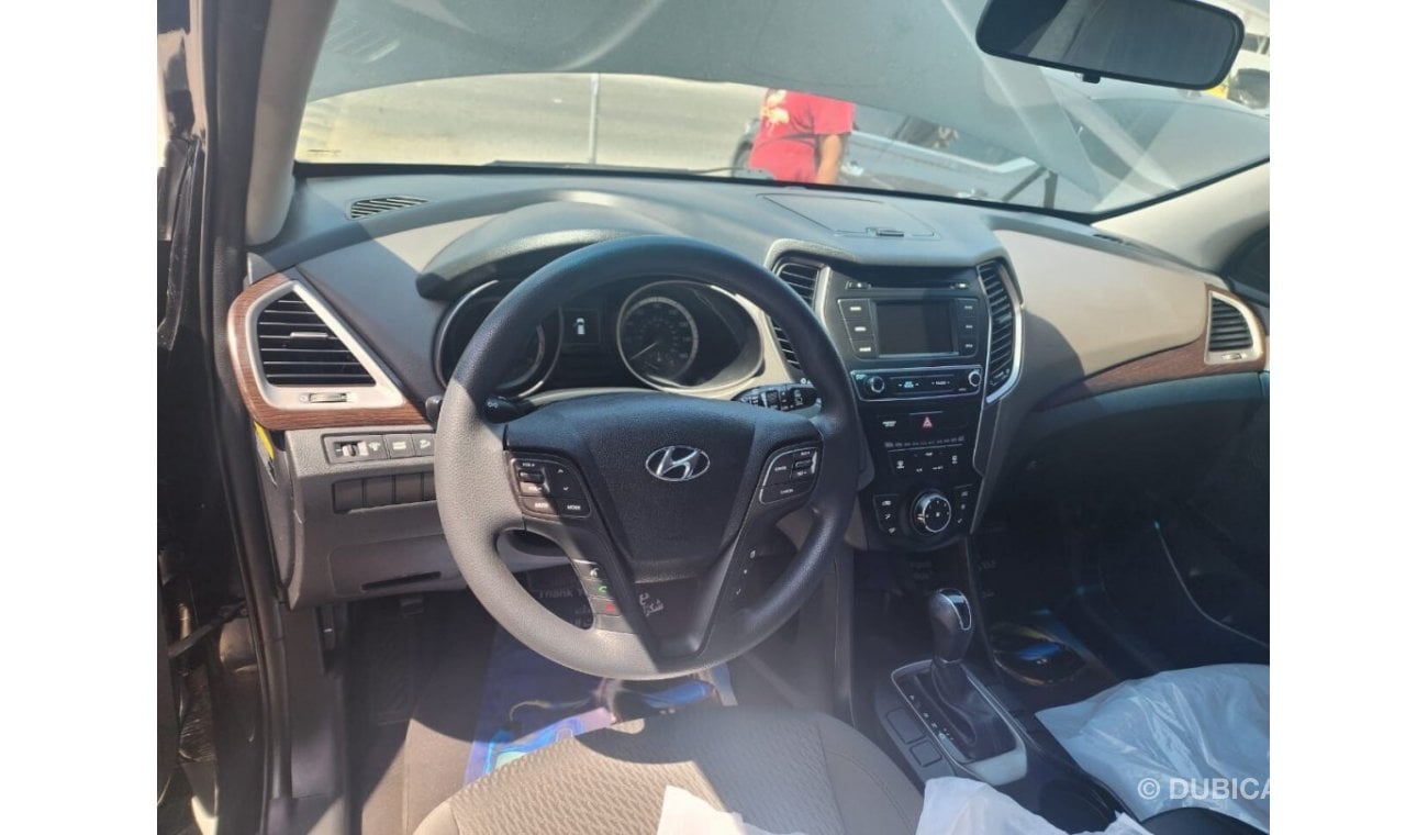 Hyundai Santa Fe 5 seats