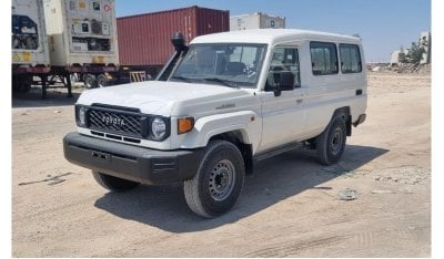 تويوتا لاند كروزر هارد توب Toyota LC 78 4.0 Petrol HTOP