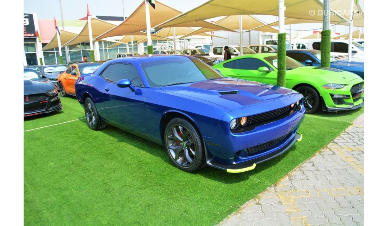 دودج تشالينجر CHALLENGER//NICE COLOR//GOOD CONDITION//CASH OR 0 % DOWN PAYMENT