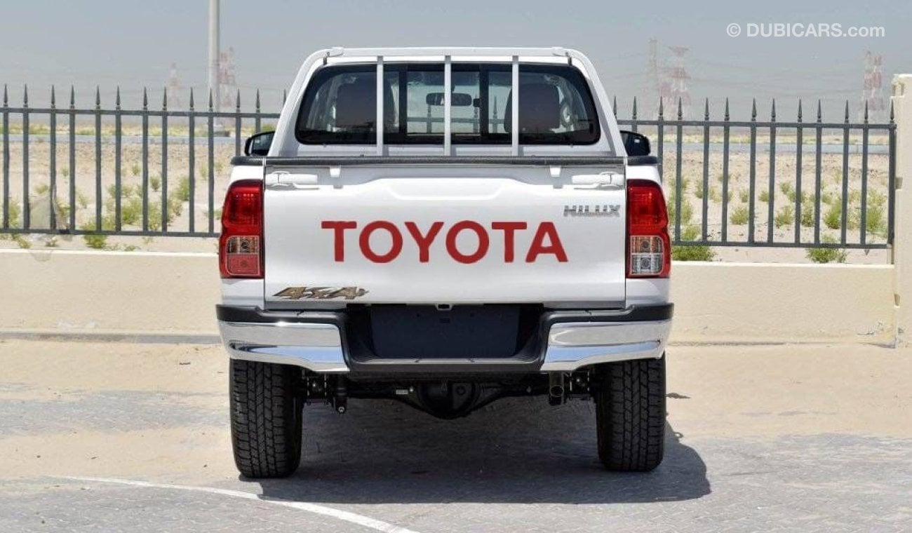 تويوتا هيلوكس HILUX 2.7L AT PETROL 2024 MED OPTION