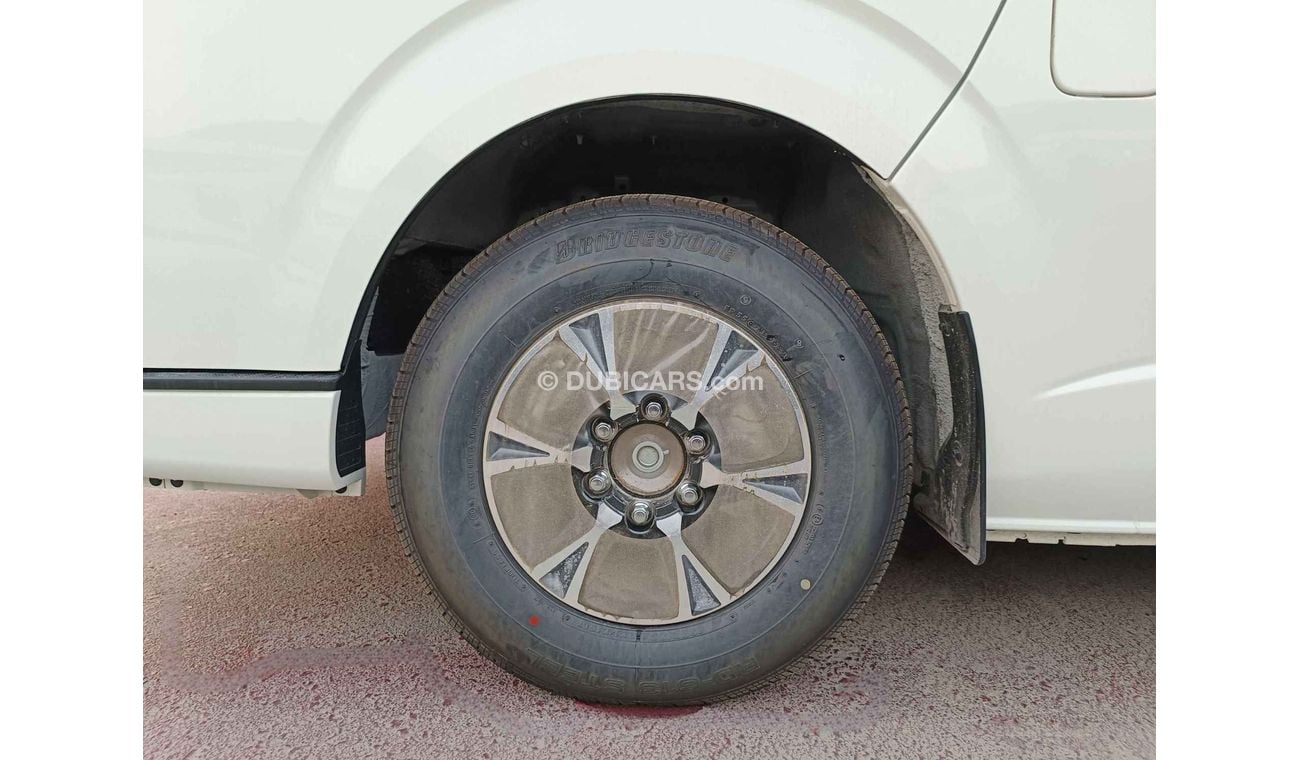 Toyota Hiace GL DIESEL / M/T / 15 STR /  ALLOY WHEEL (CODE # 67899)