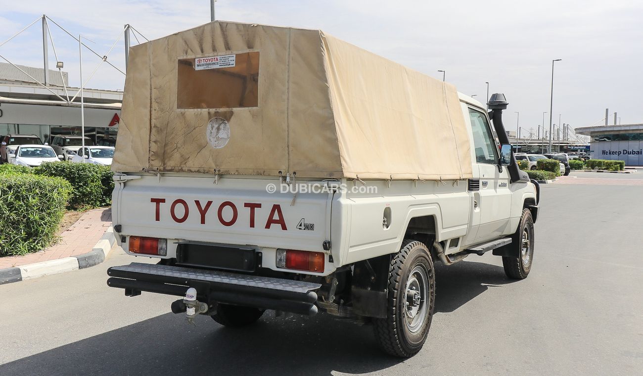 Toyota Land Cruiser Pick Up