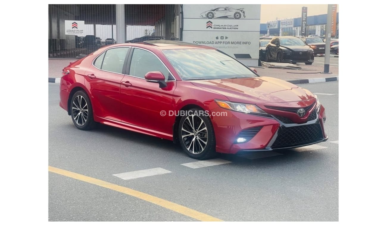 Toyota Camry SE 2019 Camry s class sunroof